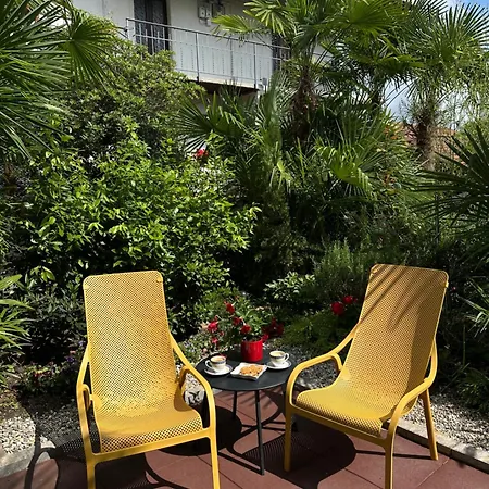 Casa Del Signore Ii アパート バヴェーノ